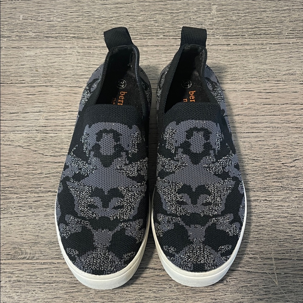 Bernie Mev. | Jenna Slip-On Sneaker Black Gray Metallic Camo Size 37 / 6.5 US